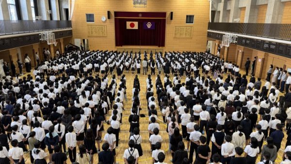 令和７年度　『前期・終業式』